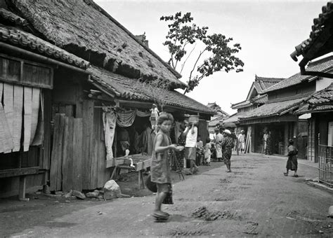 Rare Vintage Photographs Of Japans Daily Life Taken By Arnold Genthe