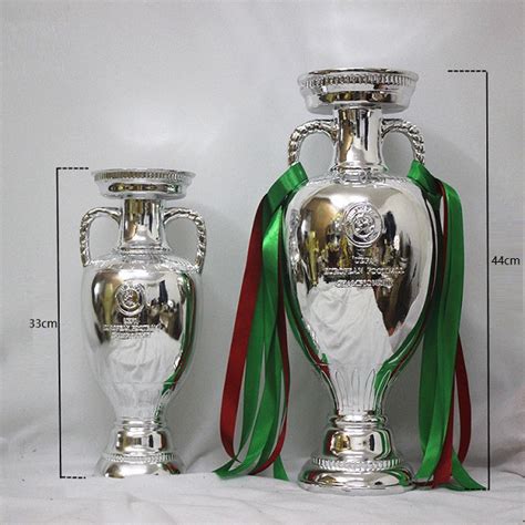 Euro cup'tan son dakika haberleri, maç sonuçları ve puan durumu ile ilgili her şey burada! Replica UEFA European Championship Trophy Euro Cup Nations ...