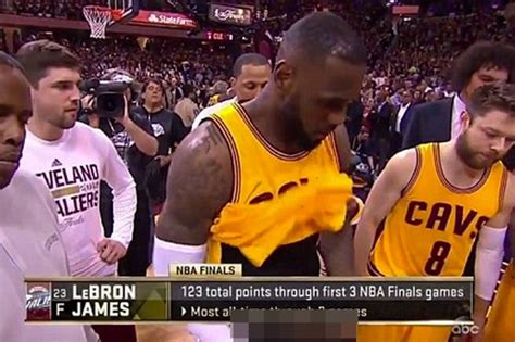 Le Bron James Flashes Penis During Nba Finals Daily Star