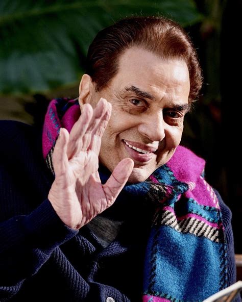 15 Oldest Living Bollywood Actors Who Redefined Indian Cinema