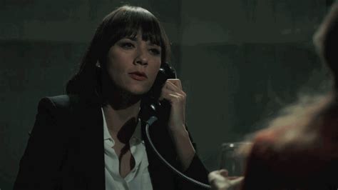 Rashida Jones Diane Duran  By Angie Tribeca Find And Share On Giphy