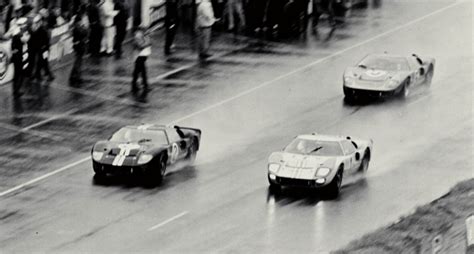 Rm Sothebys Versteigert Legendären Le Mans Ford Gt40 In Monterey