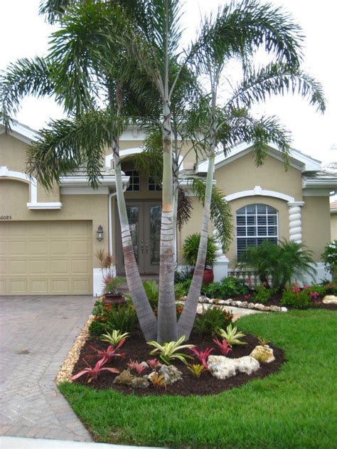 Found on Google from pinterest.com | Small front yard landscaping, Florida landscaping, Palm ...