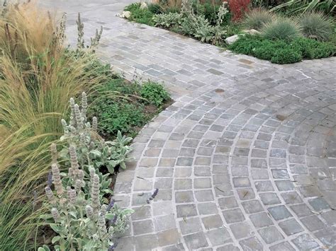 Design With Cobblestone Setts For Paths And Driveways Inspiration