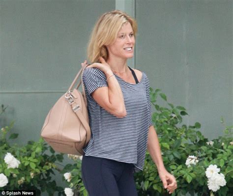 Julie Bowen Uses Running Her Young Son Around Town As A Workout Daily