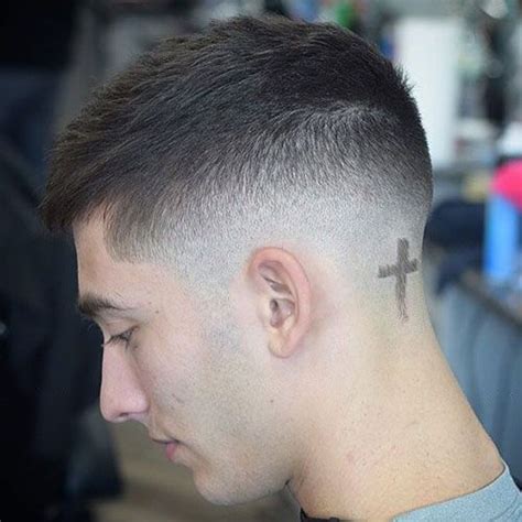 Anybody, from black to white men, will find a mens. 59 Best Fade Haircuts: Cool Types of Fades For Men (2020 ...