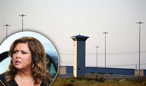 inside ‘dance moms star abby lee miller s first week of prison hell