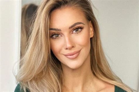 Instagram Model Claims Her Body Is Too Dangerous For