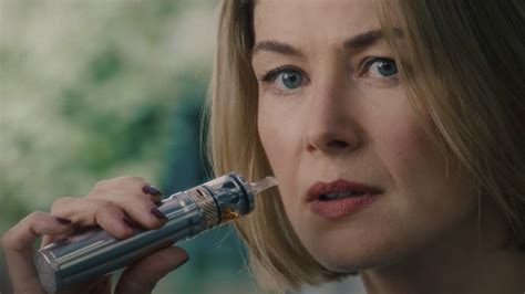 Rosamund Pike To Star In Emerald Fennells Next Movie Saltburn