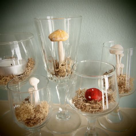Making your own table decoration gives your house and your table decor a unique, personal style. Constant Works: New DIY wedding table decorations
