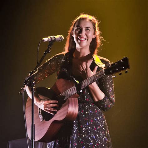 Lisa Hannigan The Story Of This Celebrated Irish Musician Singer And