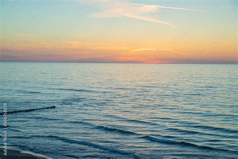 Rewal Zachód Słońca Nad Morzem Bałtyckim Stock Photo Adobe Stock