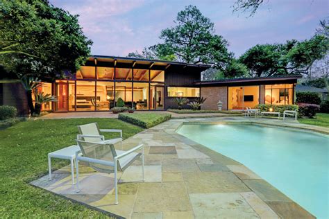 This Midcentury Modern Ranch Is Now An Art House Houstonia Magazine