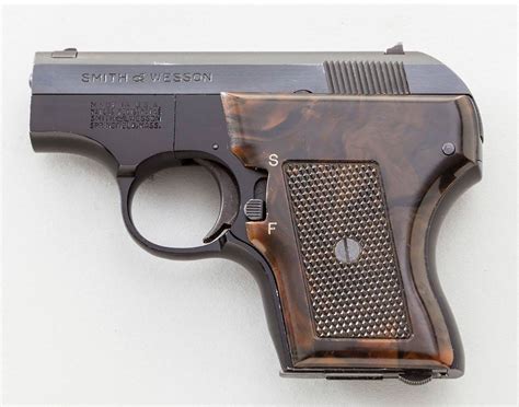 Check Out These 10 Pocket Pistols The National Interest
