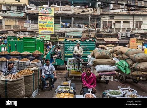 Spice Market In Old Delhi Stock Photo Alamy