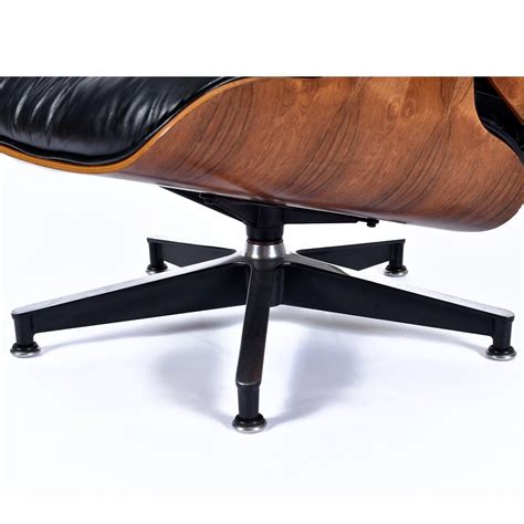1977 Rosewood Eames Lounge Chair And Ottoman By Herman Miller In Black