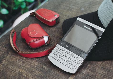 6 Mobile Phones With Buttons Qwerty And T9 Options