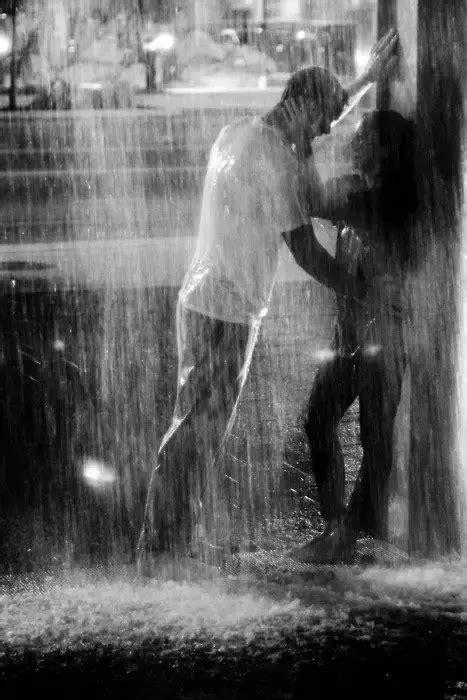 92 Pictures Of Rain That Will Make You Want To Sing The Kiss Kiss Me Kissing In The Rain