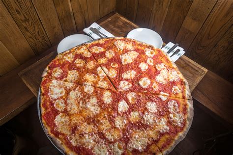 How Many Of The 25 Best New York Pizzas Have You Eaten