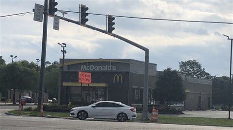 Mcdonalds At Lockhart Crossing Closes After Employee Tests Positive