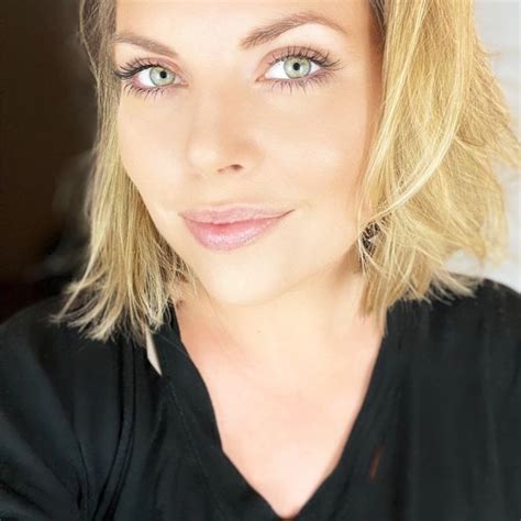 Aleksandra kwaśniewska jest bardzo aktywna w mediach społecznościowych. Aleksandra Kwaśniewska pokazała prywatne zdjęcie z mamą ...