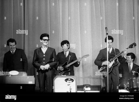 Roy Orbison 1960s Hi Res Stock Photography And Images Alamy