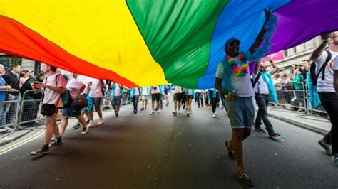 Фоторепортаж гей парад в Лондоне Bbc News Русская служба
