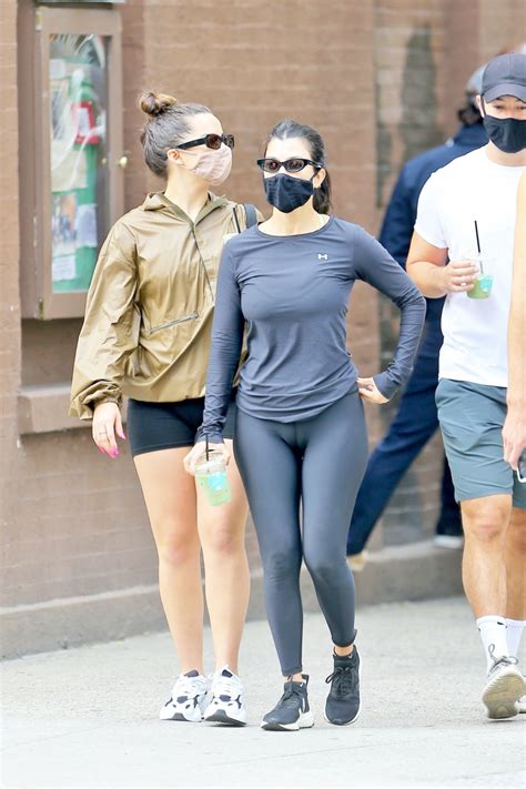 Kourtney Kardashian Cameltoe In Tights Nude Celebs Glamour Models Pictures And Gifs
