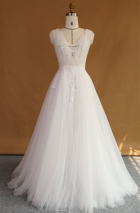 Https://tommynaija.com/wedding/wedding Dress With Netting