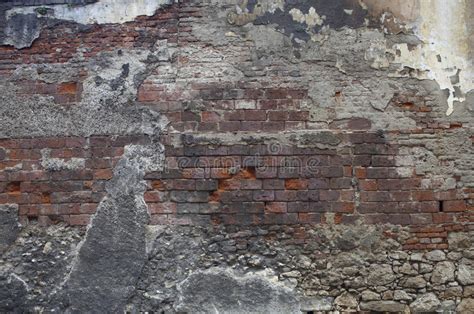 Decaying Wall Stock Photo Image Of Decay Painted Bricked 41001208