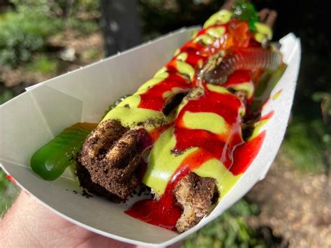 Review New Chocolate And Matcha Churro Makes A Unique Twist On A Classic