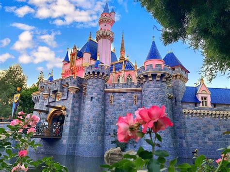 How To Get Free Disneyland Tickets The Savers Guide