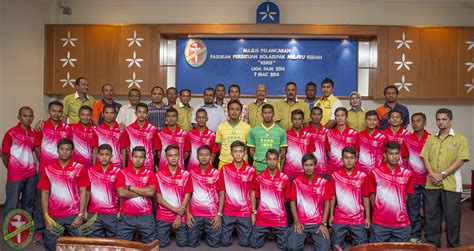 Verfolge live die transfers des klubs persatuan bola sepak kedah darul aman in der saison : Majlis Pelancaran Pasukan Persatuan Bolasepak Melayu Kedah ...