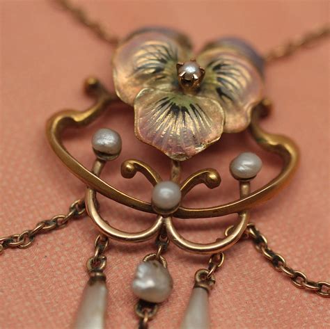 C1900 Art Nouveau Enamel Pansy Necklace Pippin Vintage Jewelry