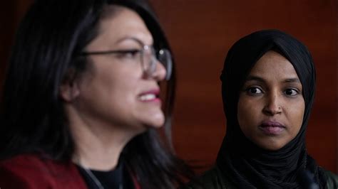 Fact Check False Claim That House Democrats Expelled Ilhan Omar