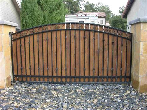 17 Irresistible Wooden Gate Designs To Adorn Your Exterior Rvtrailers