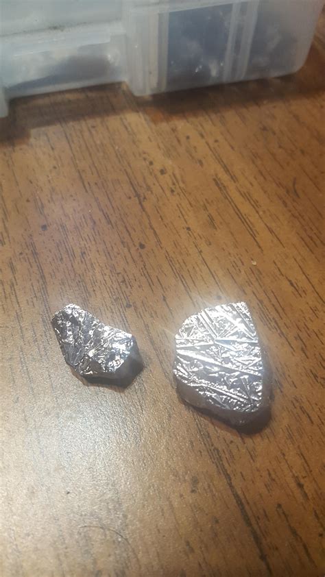 A Light Metallic Silver Rockmineral Any Ideas Rwhatsthisrock