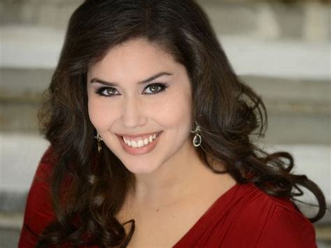 Díaz Phoenix Area Latina Opera Singer Makes It Big