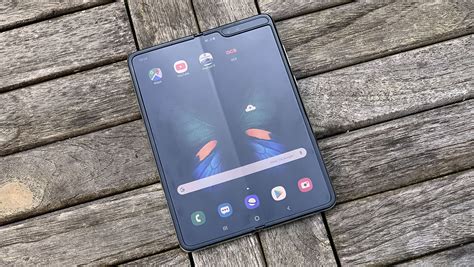 Your gateway to the world of samsung explore what you can do with a samsung account. Galaxy Fold: le smartphone pliable de Samsung fait face à ...