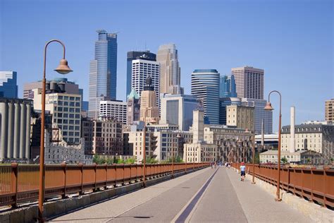 Amazing Minneapolis Skyline and History | Urban Splatter