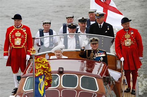 Reign Of Queen Elizabeth Ii 60 Years Diamond Jubilee Photos World In News