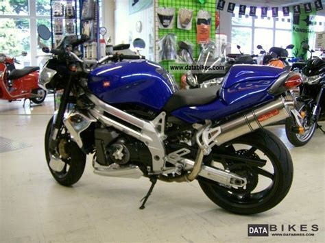 Its successor, the aprilia rsv1000r superbike shares its engine, gearbox, frame and, partly, its suspension. 2000 Aprilia Falco 1000 Streetfighter FALCO1000