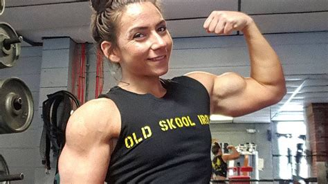 Super Biceps Peak Erika Pelletier Youtube