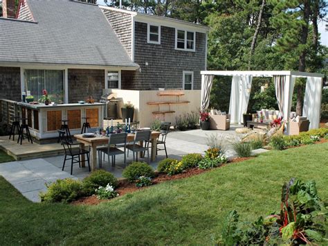 10 Total Backyard Transformations Outdoor Spaces Patio Ideas Decks