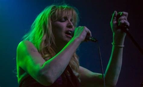 Courtney Love Performed Celebrity Skin With 1500 Musicians Live In