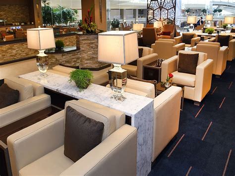 Emirates Airline Reviews Business Class Lounges Pictures And Flight