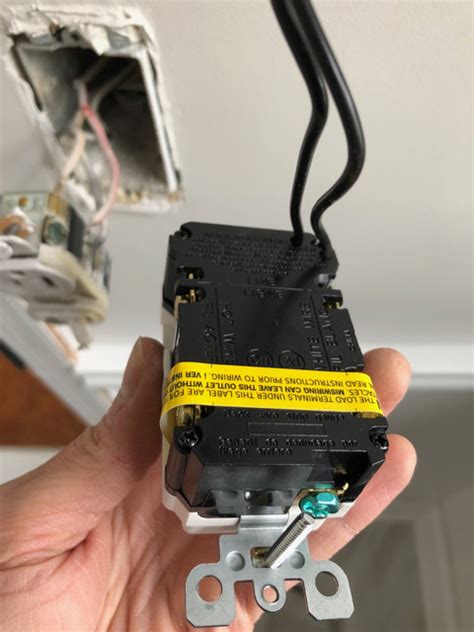 Upgrading To Gfci With 3 Wire Cable Combination Switch