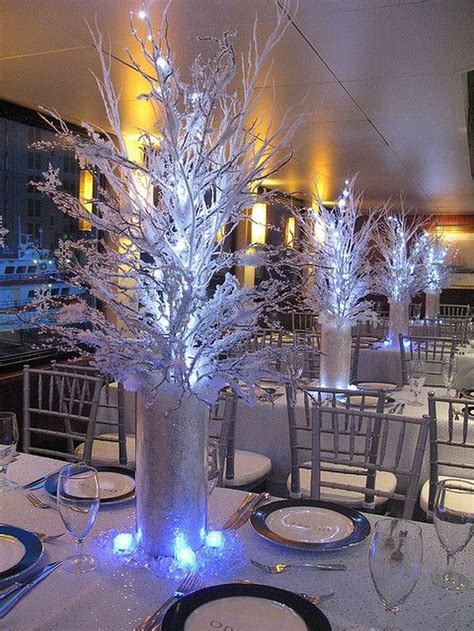 Classy Winter Wonderland Wedding Centerpieces Ideas In 2020 Winter