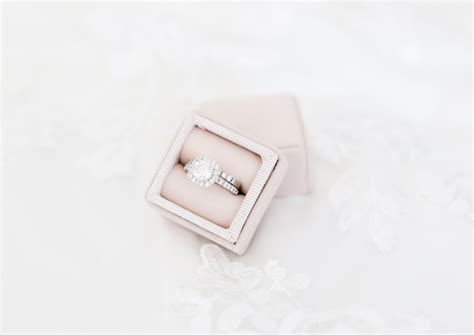 Detroit Michigan Wedding Photographer Mallory Tahy Photography Wedding Ring Inspirati ...