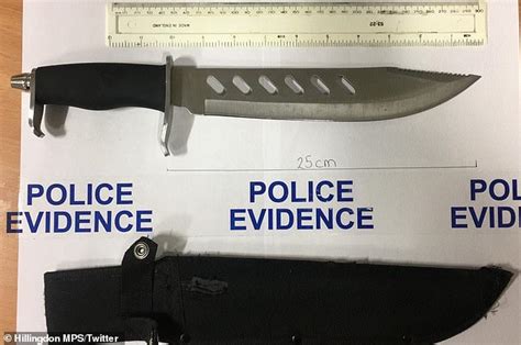 Hot promotions in flick knife on aliexpress: Bloodbath London: Man in his 20s is stabbed to death ...